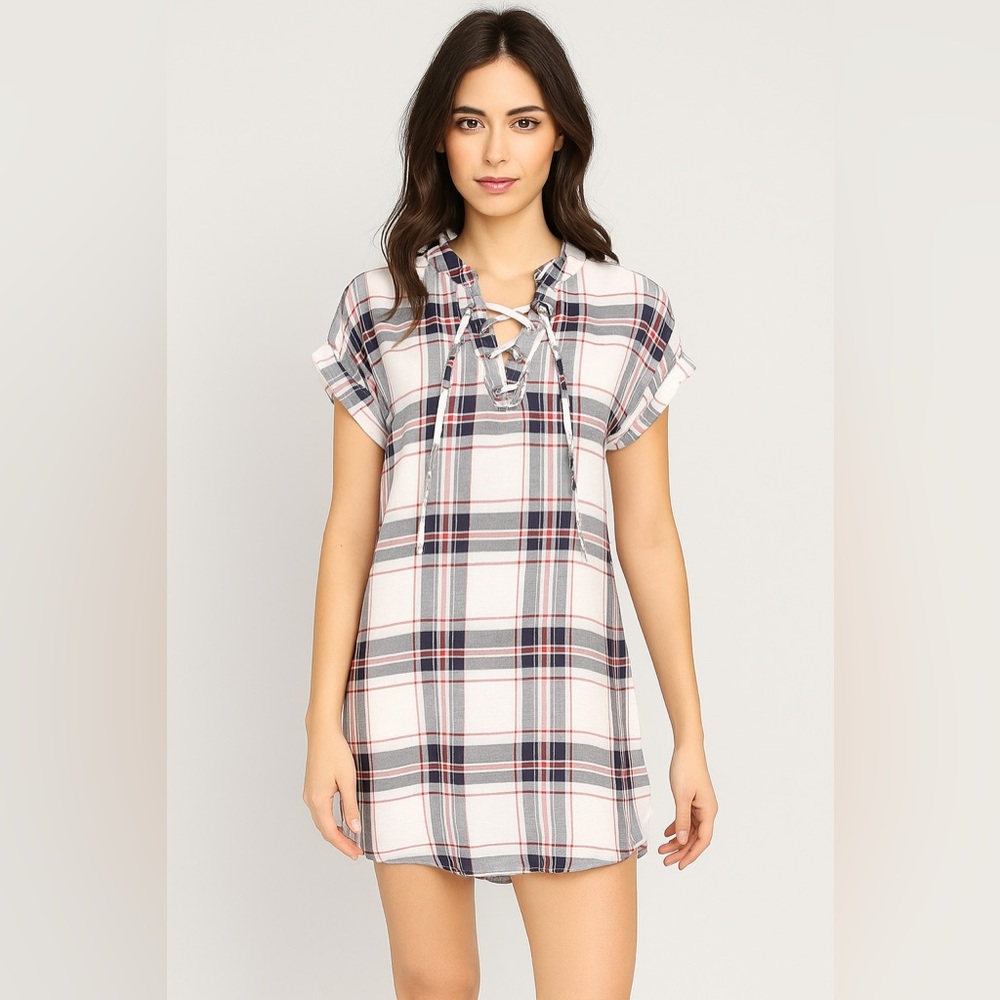Plaid Short Sleeve Shirt Dress with Grommets and Front Tie Size Medium